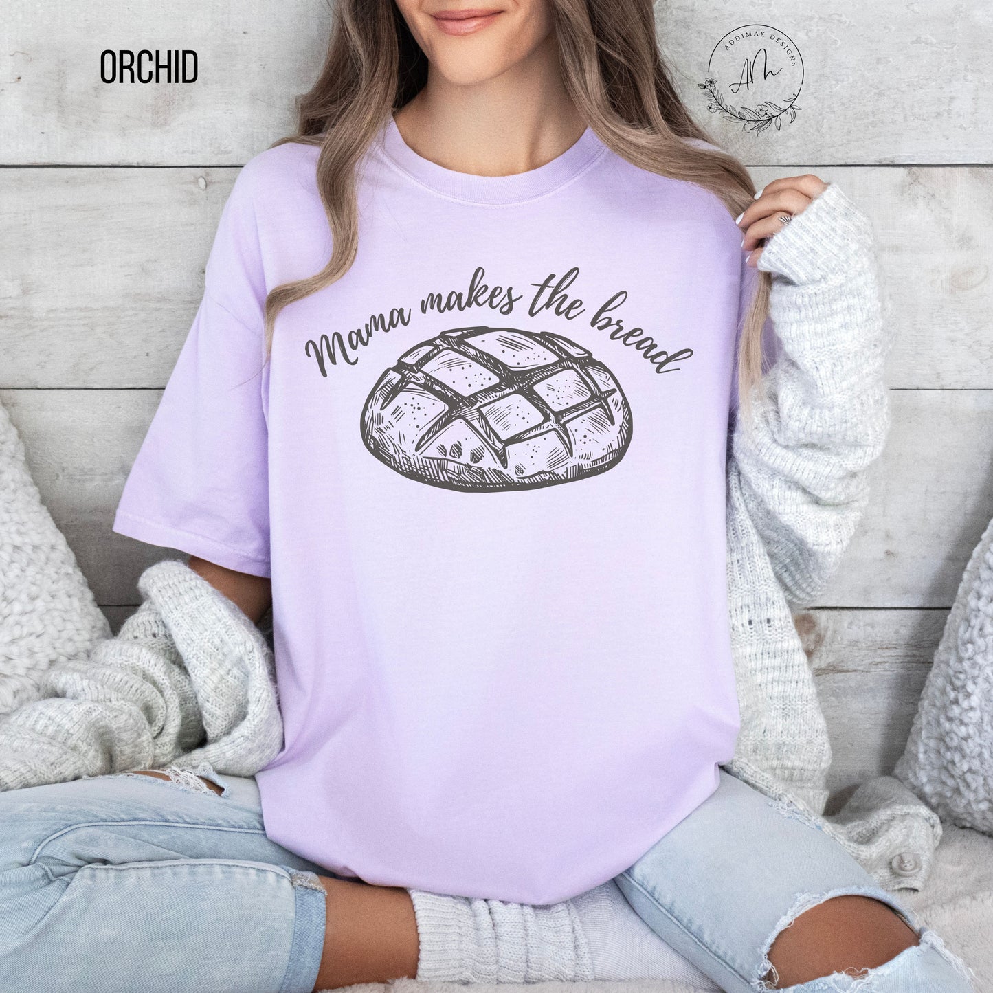 Mama makes the bread Tee
