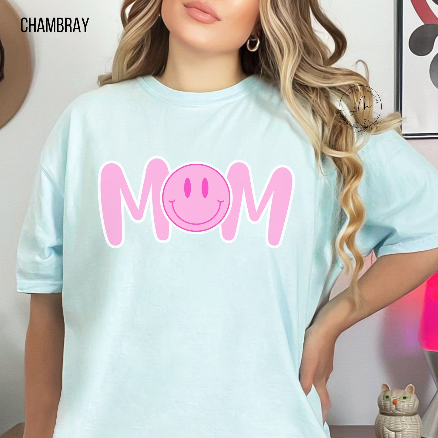 MOM Smiley Face - Pink - Tee